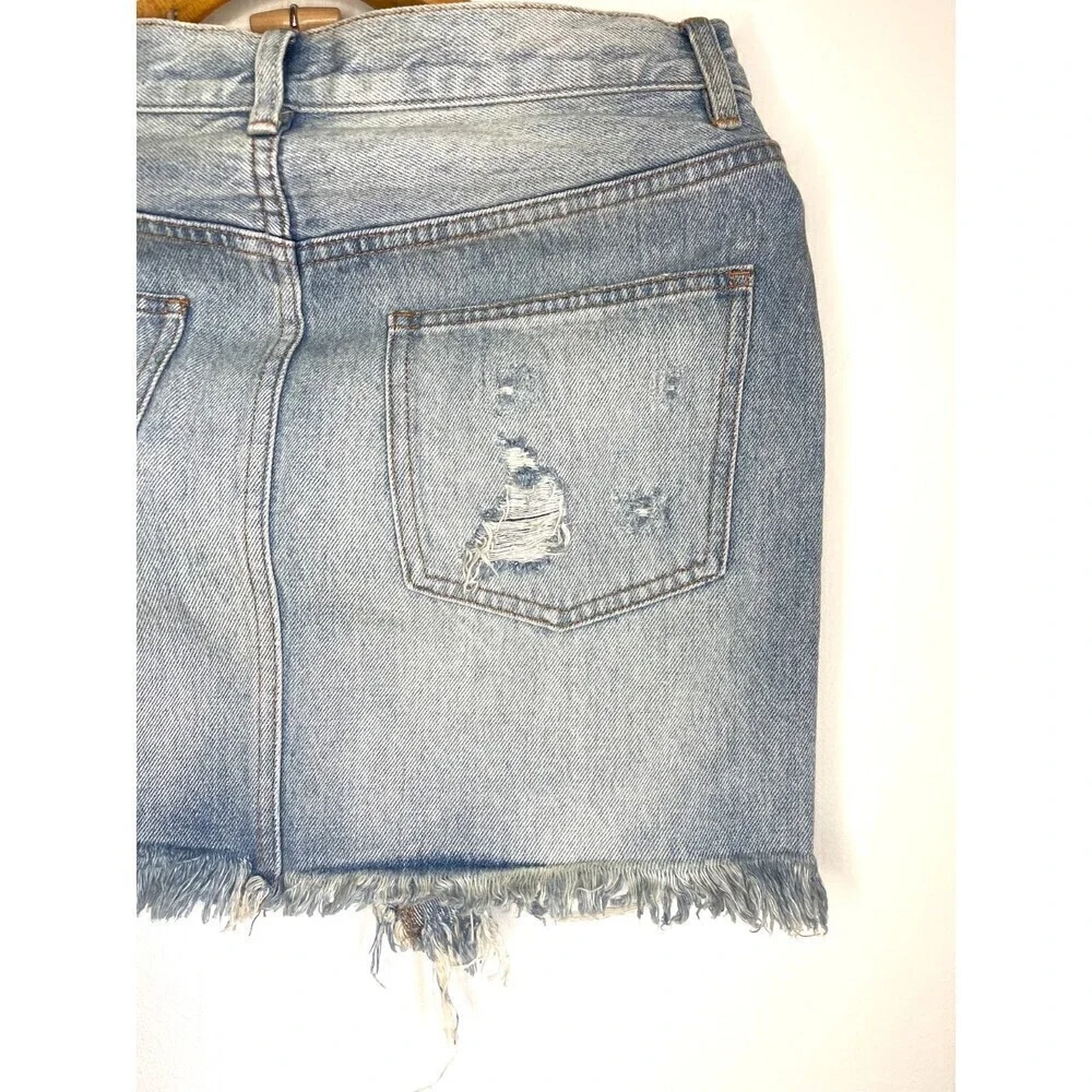 Free People Relaxed & Destroyed Denim Mini Jean Skirt Sz 27 Blue Denim
